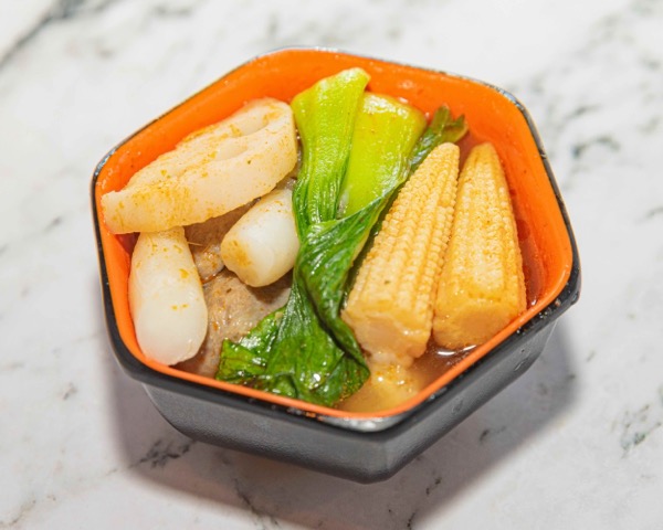 Pumpkin chicken broth delivery bowl with chicken and seasonal vegetables